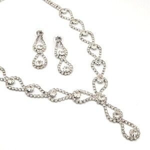 Sparkling Crystal Jessica McClintock Necklace and Earring Set Silver Tone Y-Drop